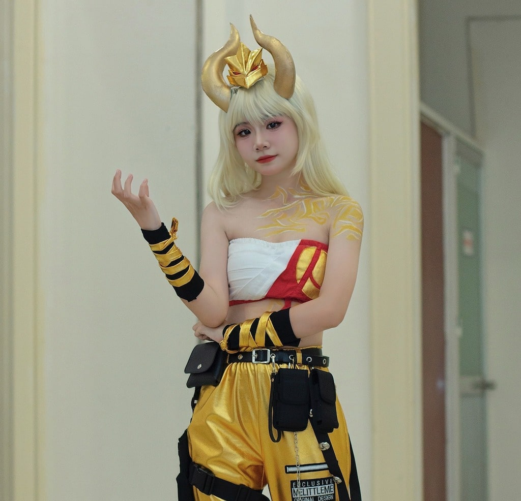 Ảnh Cosplay FF Nữ 7 Đá ngầu